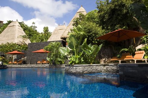 SZ73-HighRes-Maia_Luxury_Resort_&_Spa-Seychelles-MaheMain_Pool