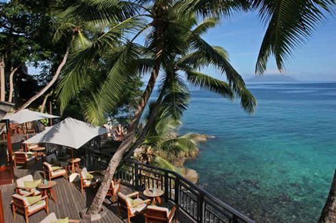 SZ80-HighRes-Hilton_Seychelles_Northolme_Resort_and_Spa-Seychelles-MaheBar