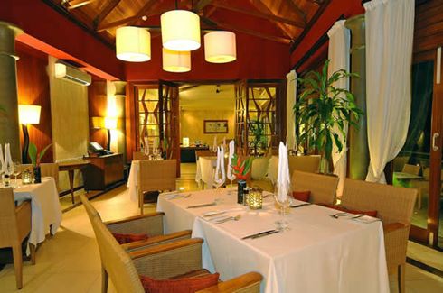 SZ80-HighRes-Hilton_Seychelles_Northolme_Resort_and_Spa-Seychelles-MaheRestaurant